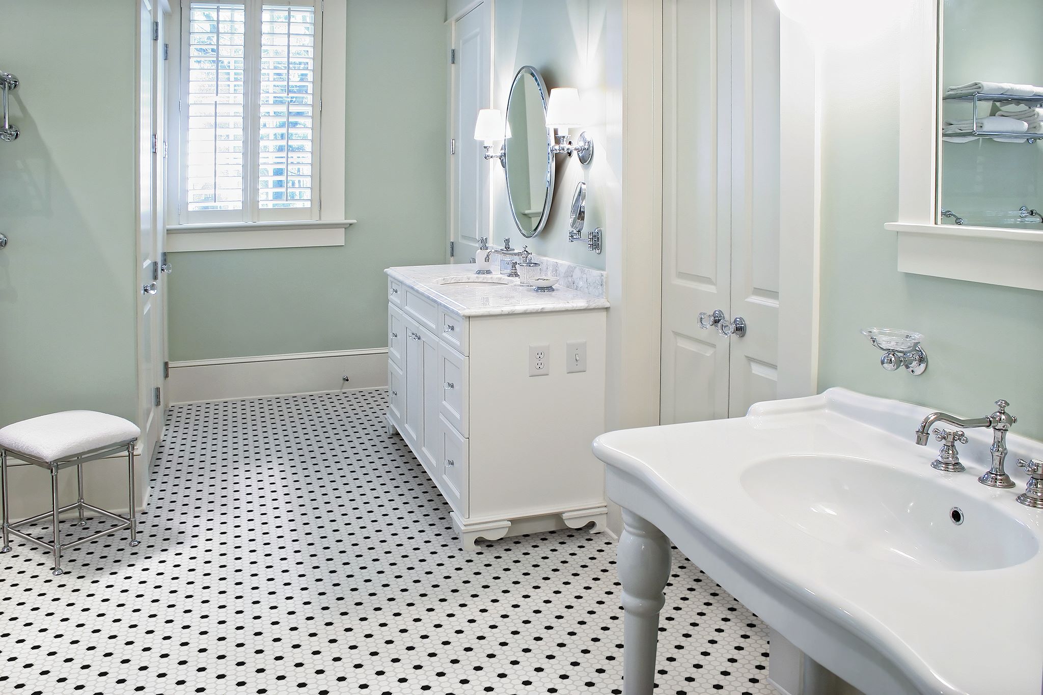 TRADITIONS_4_G | Young Interiors Flooring Center