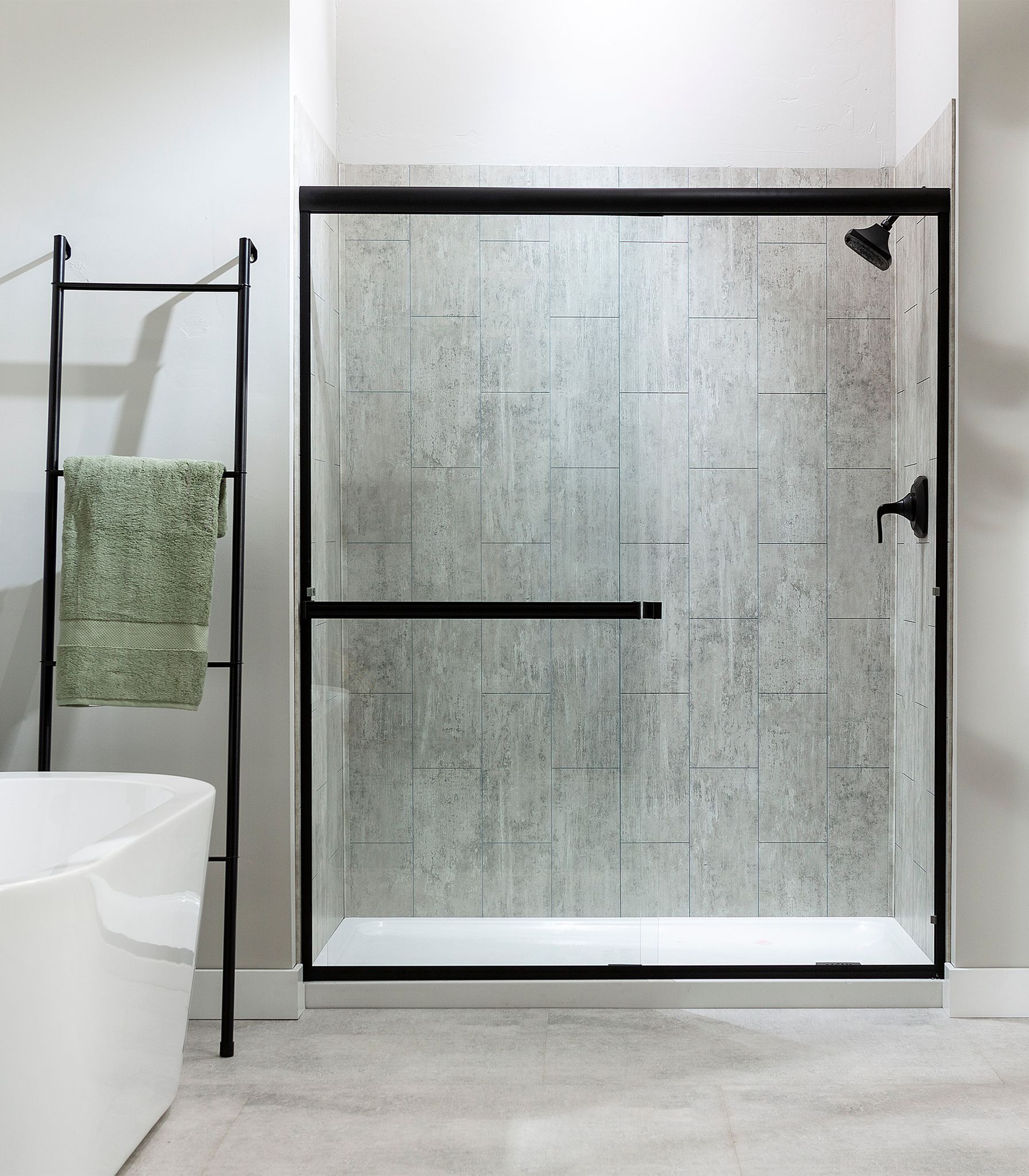 Wind Gust Shower Wall Kit 32x60x78 | Young Interiors Flooring Center