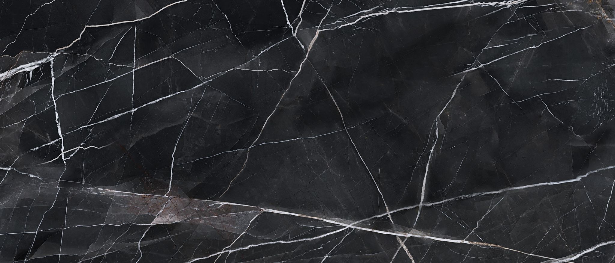 Royal Stoneworks 48X110 Regal Black Vein Polished
